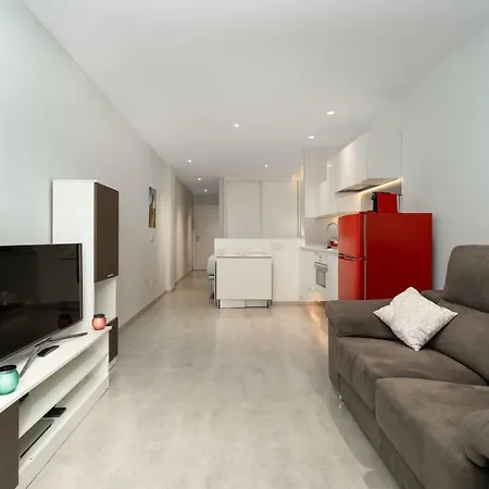 Frontline With Blue Views Apartment