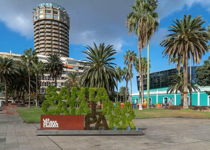 Frontline With Blue Views Апартаменти